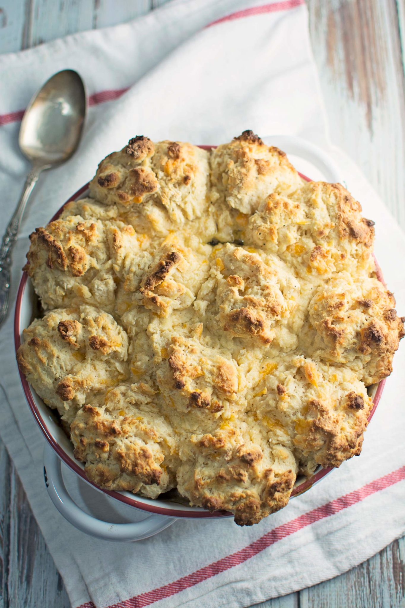 Enjoy this rich and warming Chicken Mushroom & Leek Cobbler for dinner! Recipe @LittleFiggyFood