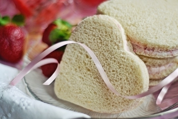 Cream Cheese and Strawberries Tea Sandwiches