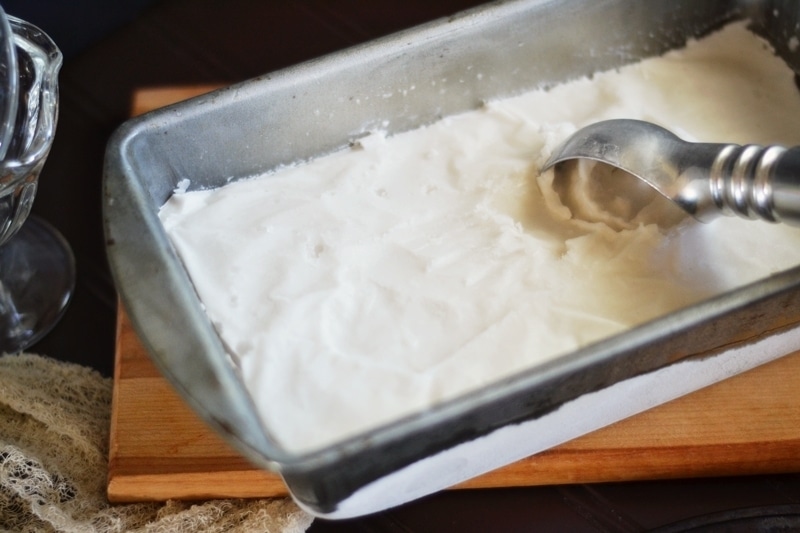 Coconut-Ice-Cream-@LittleFiggyFood-#CoconutIceCream