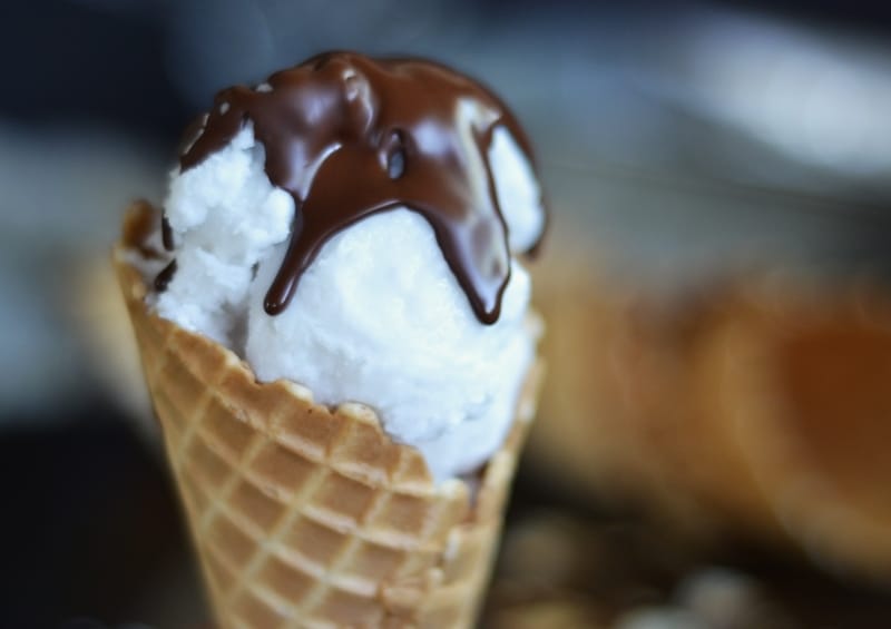 Chocolate-Magic-Shell-@LittleFiggyFood-#ChocolateMagicShell