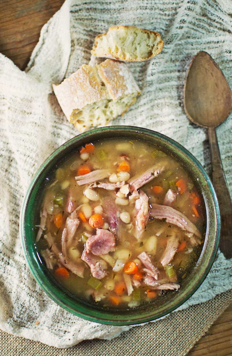 This Ham and Bean Soup recipe is so tasty and warming!!! Recipe @LittleFiggyFood