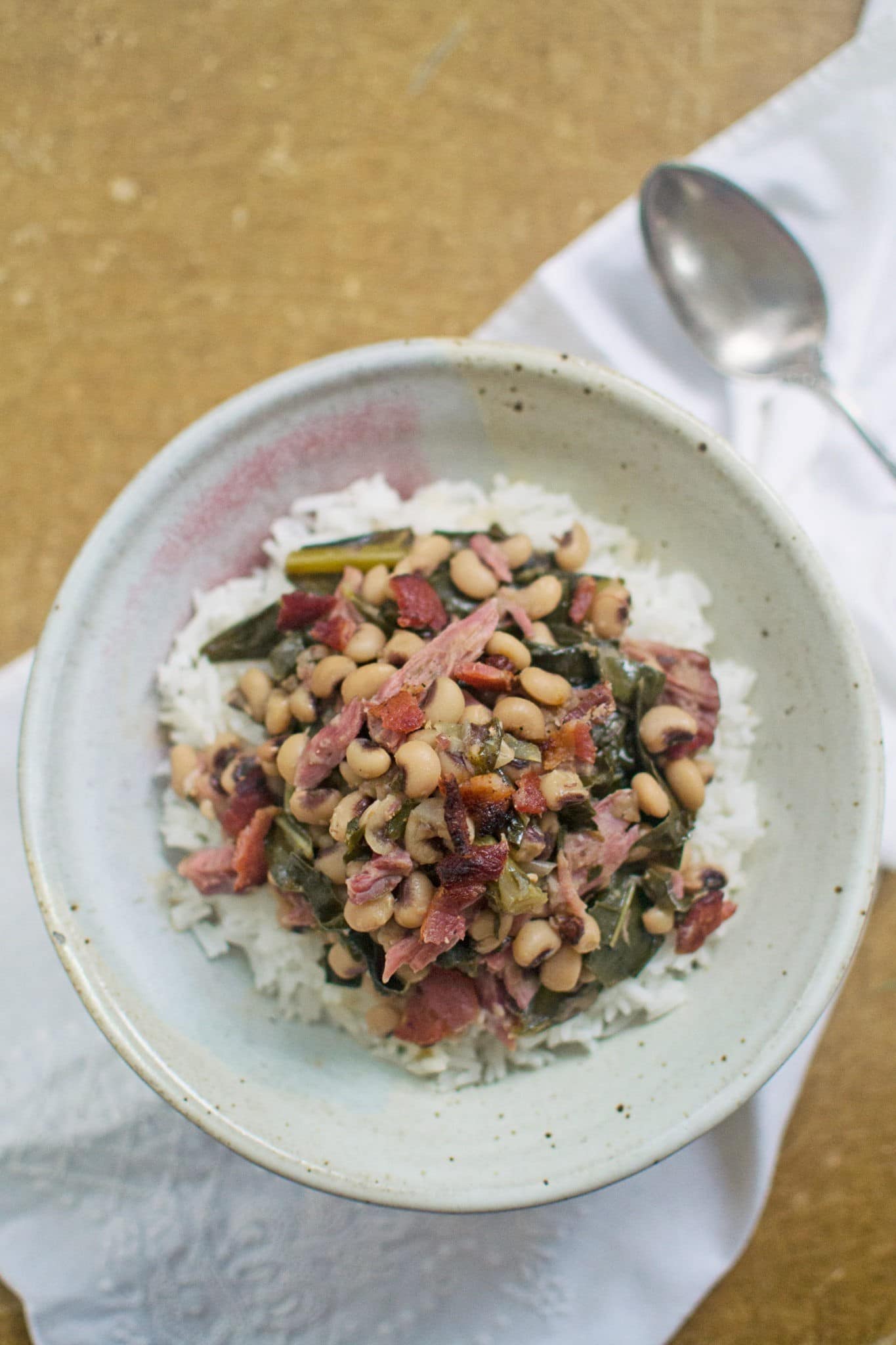 Black Eyed Peas with Collard Greens - @LittleFiggyFood - #WinterWarmers