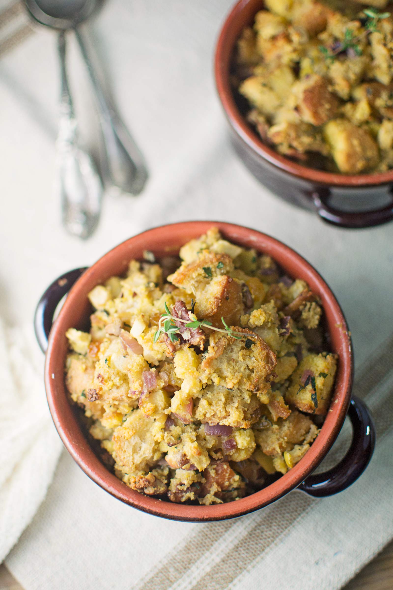 Cornbread Dressing - #HolidayFood - @LittleFiggyFood - #Giveaway