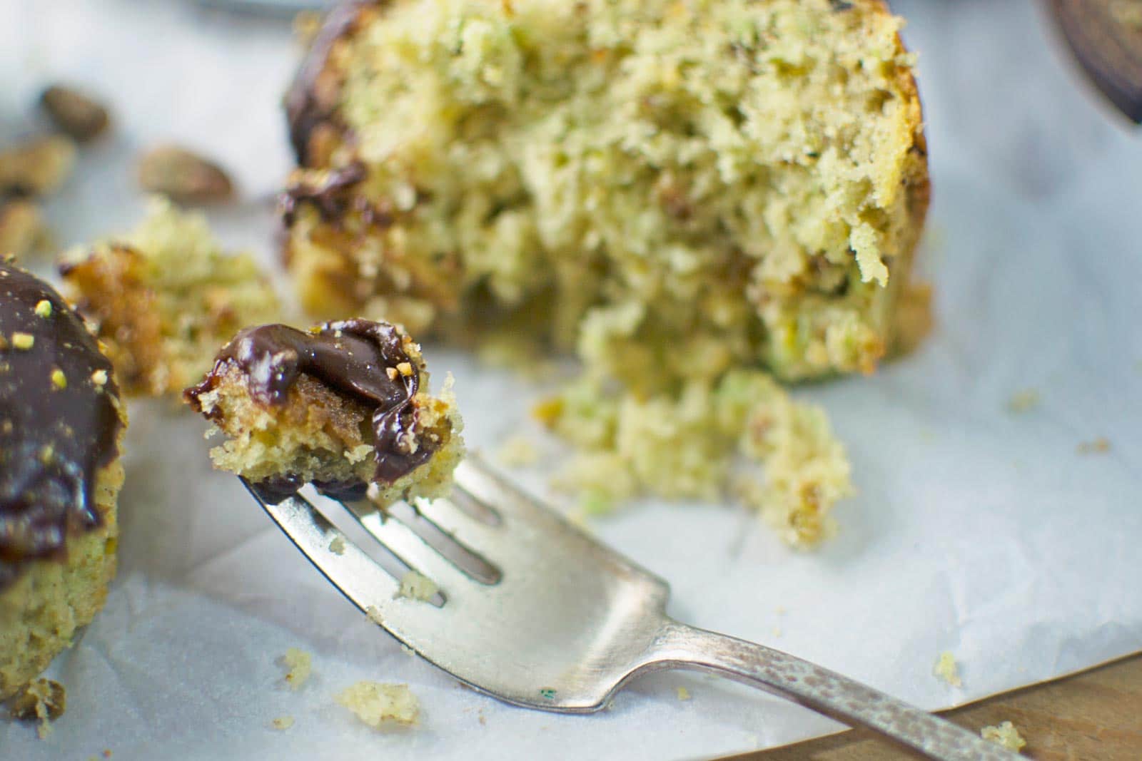 Pistachio Cardamom Bread - #FriendshipBread - @LittleFiggyFood