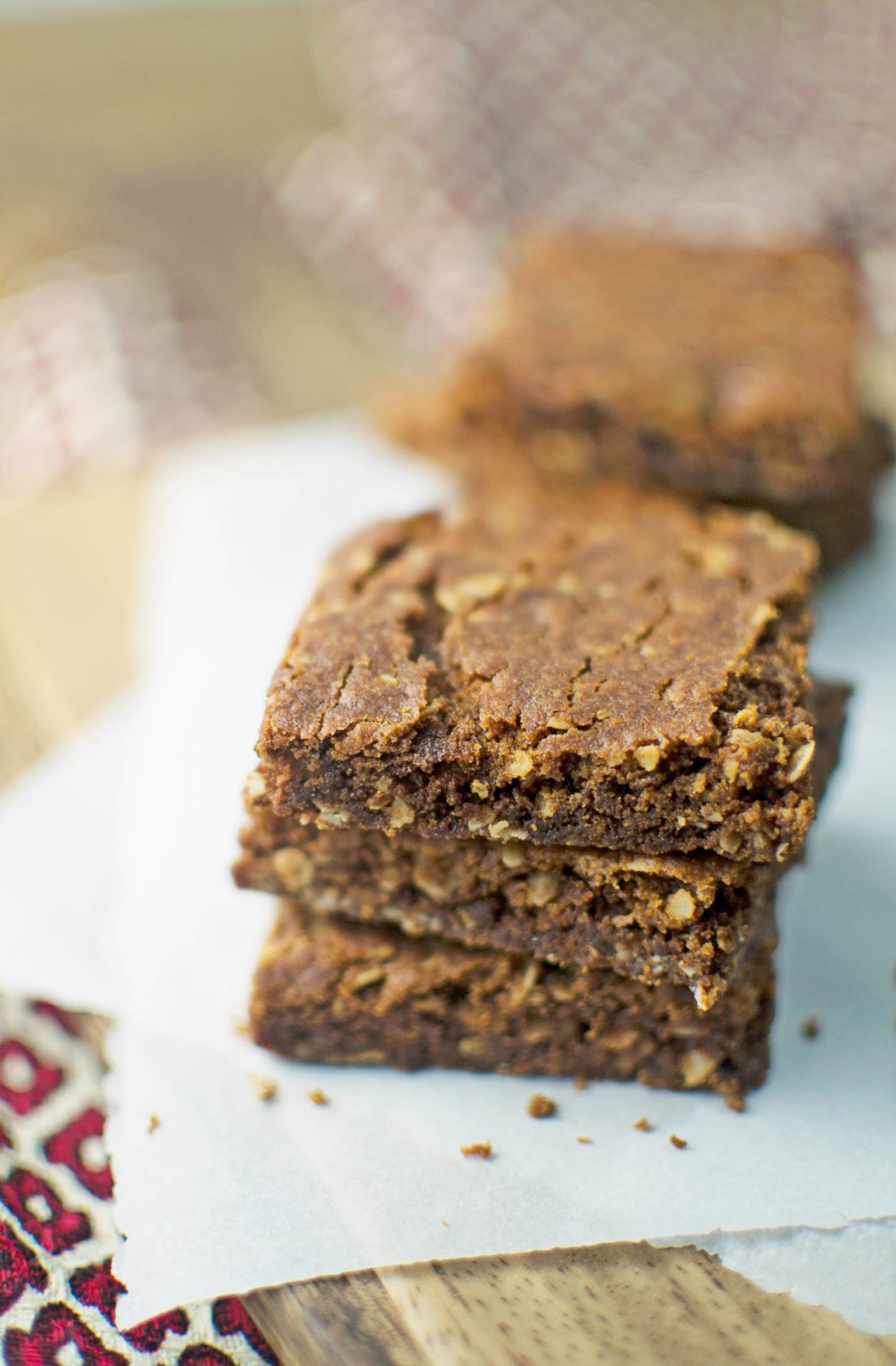 Ginger Snap Bars - @LittleFiggyFood - #Cookies