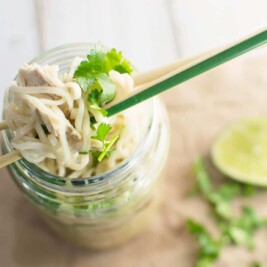 Thai Chicken Instant Pot Noodles - #InstantNoodles - @LittleFiggyFood - Easy to make and full of flavor, the perfect DIY and portable lunch, instant pot noodles.