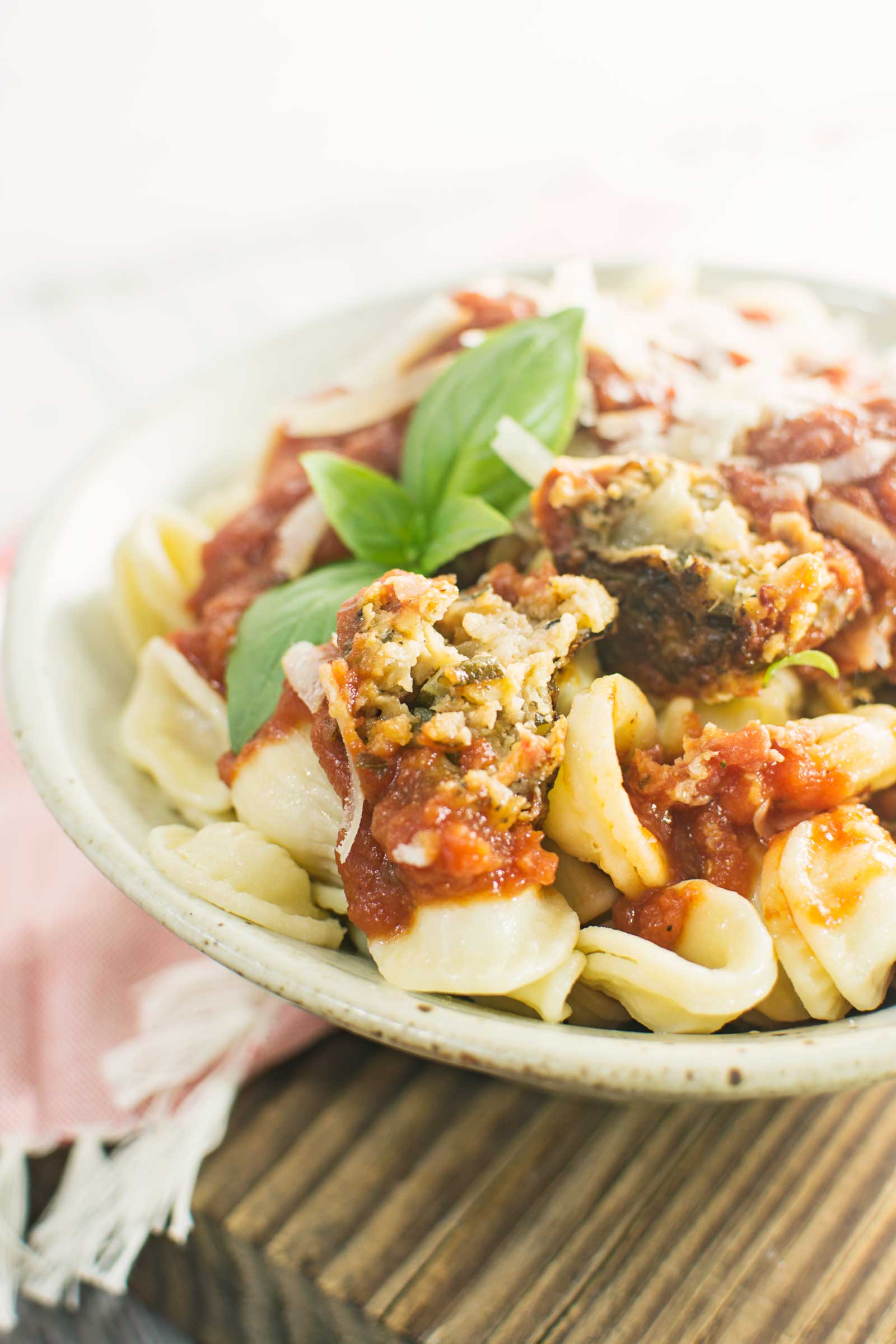 For a meatless alternative to the beloved meatballs, try these Ratatouille inspired Veggie Balls with your favorite sauce & pasta. Recipe found @LittleFiggyFood