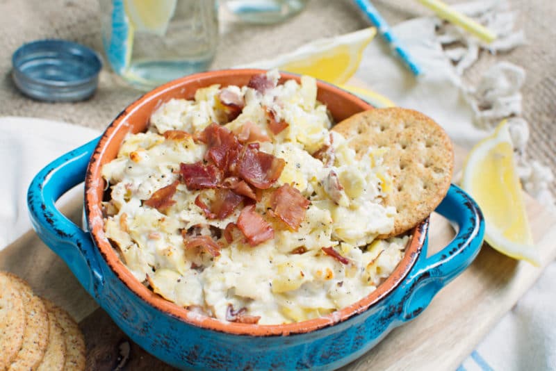 Entertain this summer and enjoy this Prosciutto Artichoke Dip with friends and family! Recipe @LittleFiggyFood