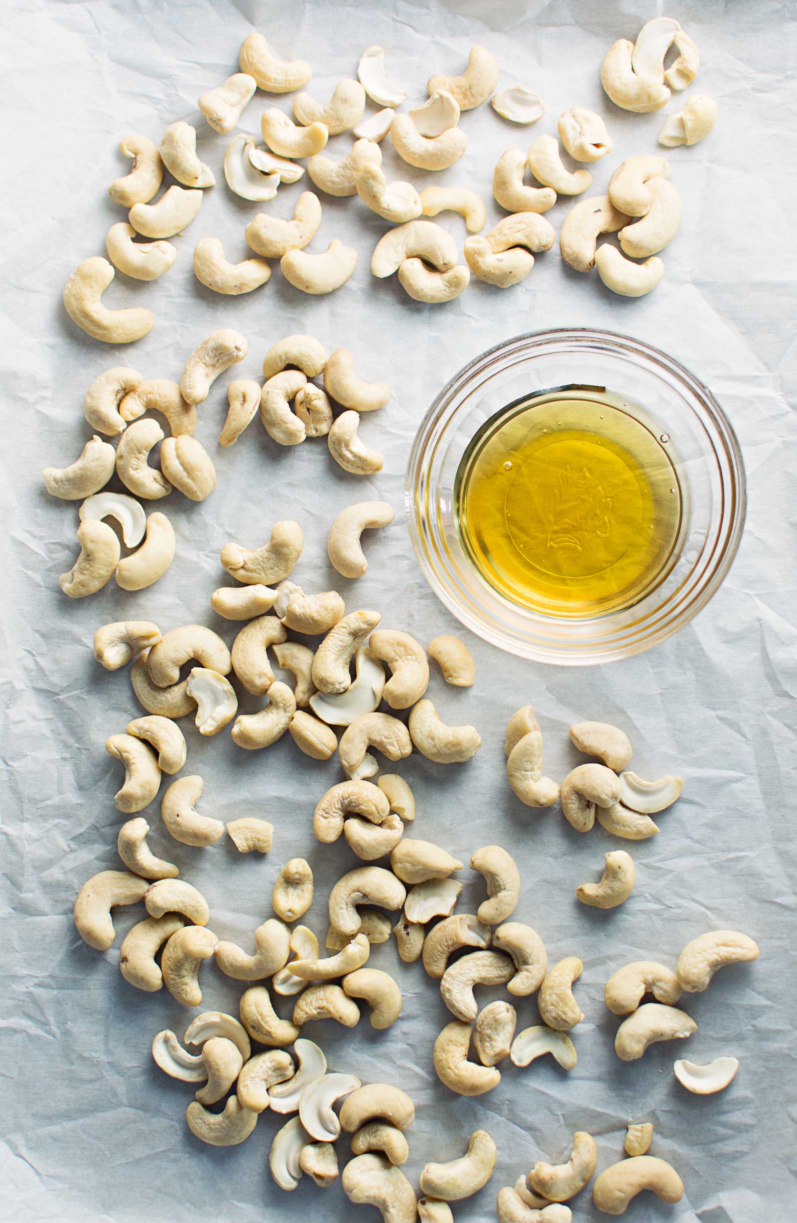 Quick & Easy to make Roasted Cashew Butter with Honey. Recipe at @LittleFiggyFood