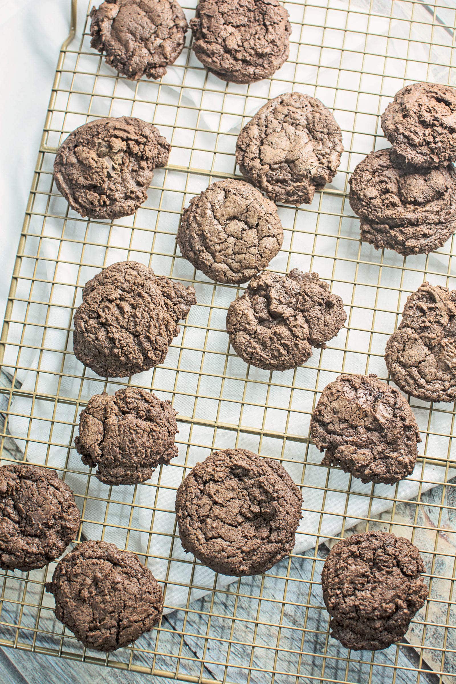 Decadent Triple Chocolate Mocha Cookies are perfectly layered with chocolate and a hint of espresso! Great as a treat or even a gift from the kitchen. Recipe @LittleFiggyFood