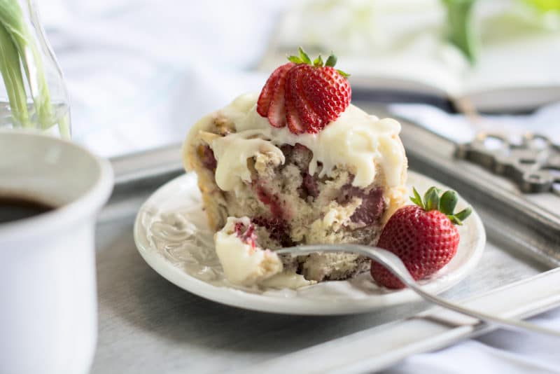 Celebrate Mother's Day and treat her to a lovely breakfast in bed with these Strawberry Sweet Rolls and a lavender scented glaze! #BonneMaman #SayItWithHomemade - Find the Recipe @LittleFiggyFood