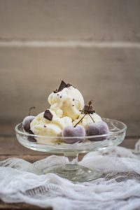 Easy to make classic vanilla ice cream recipe