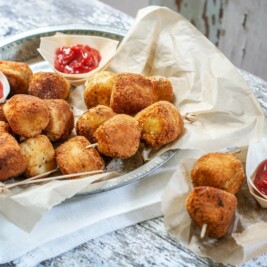 Easy to make vegetable and potato nuggets, the perfect kid-friendly snack