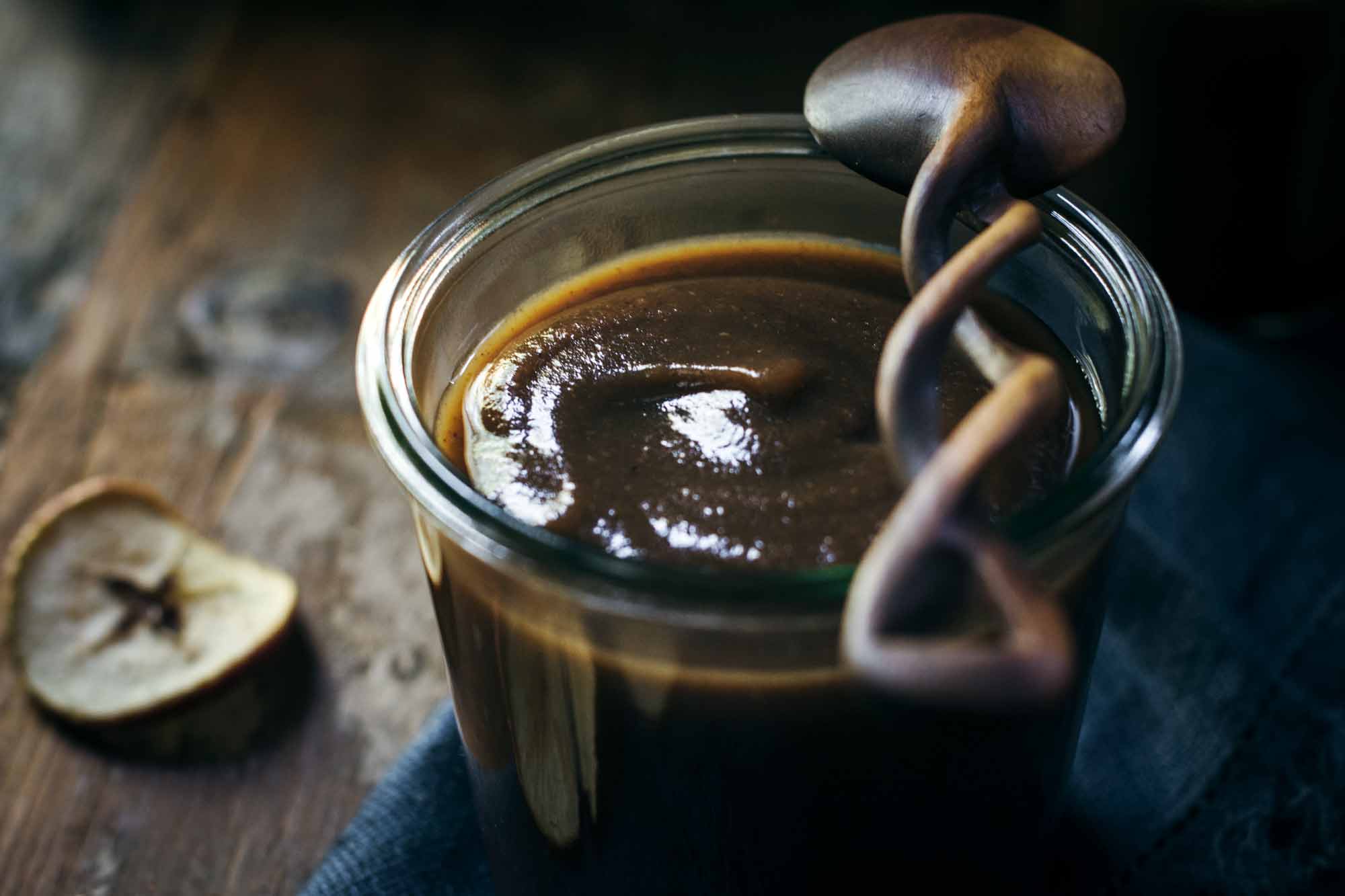 Pressure cooker apple butter