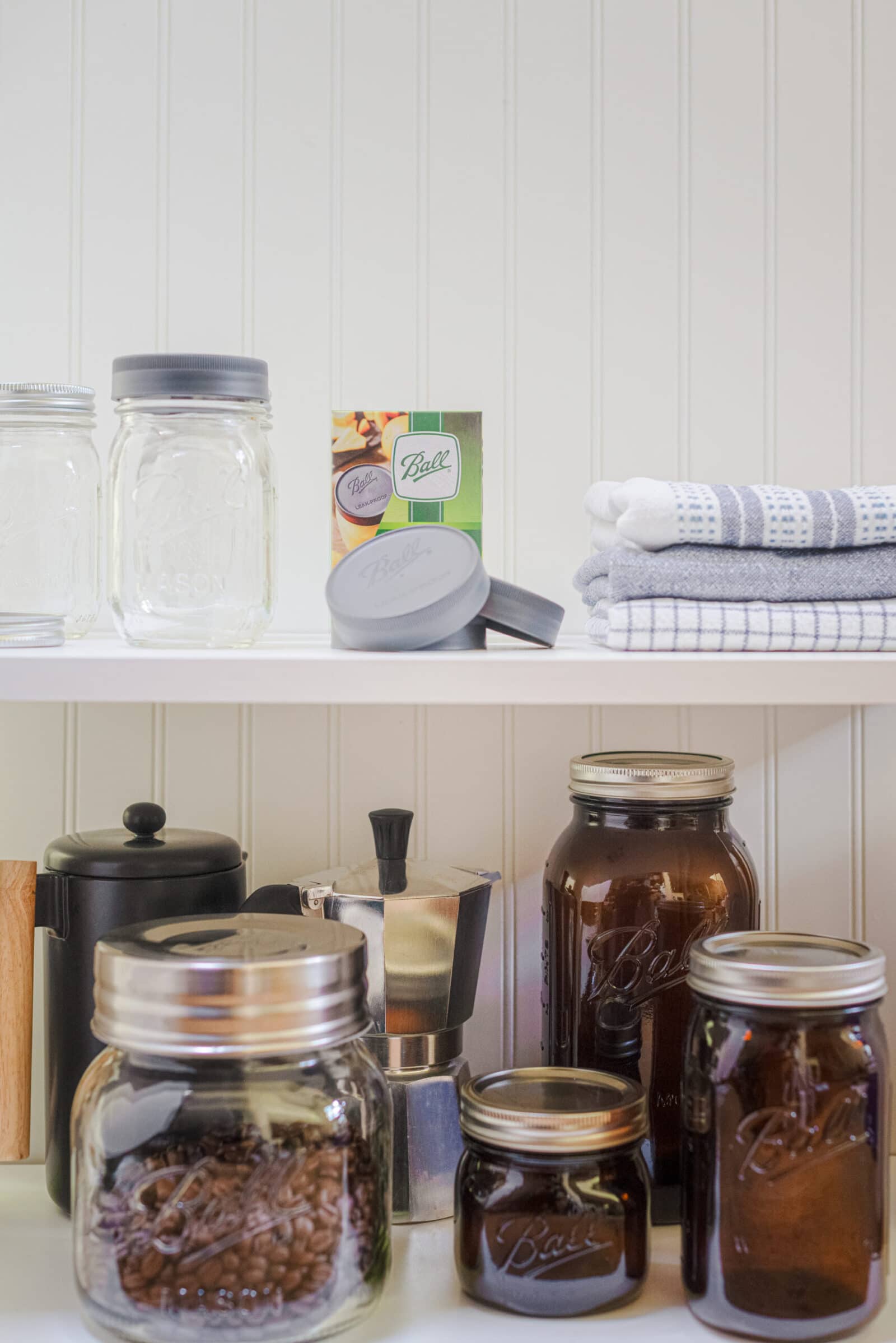 Ball Leak-Proof Lids on white shelf