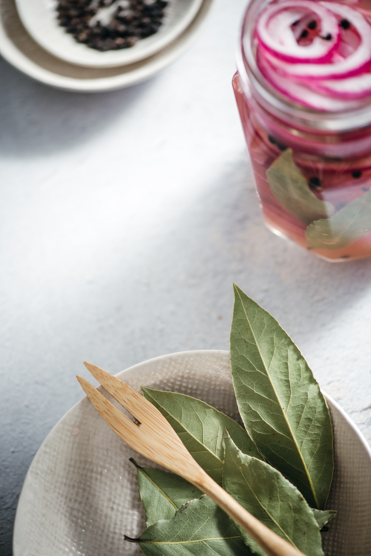 Bay leaves for pickling