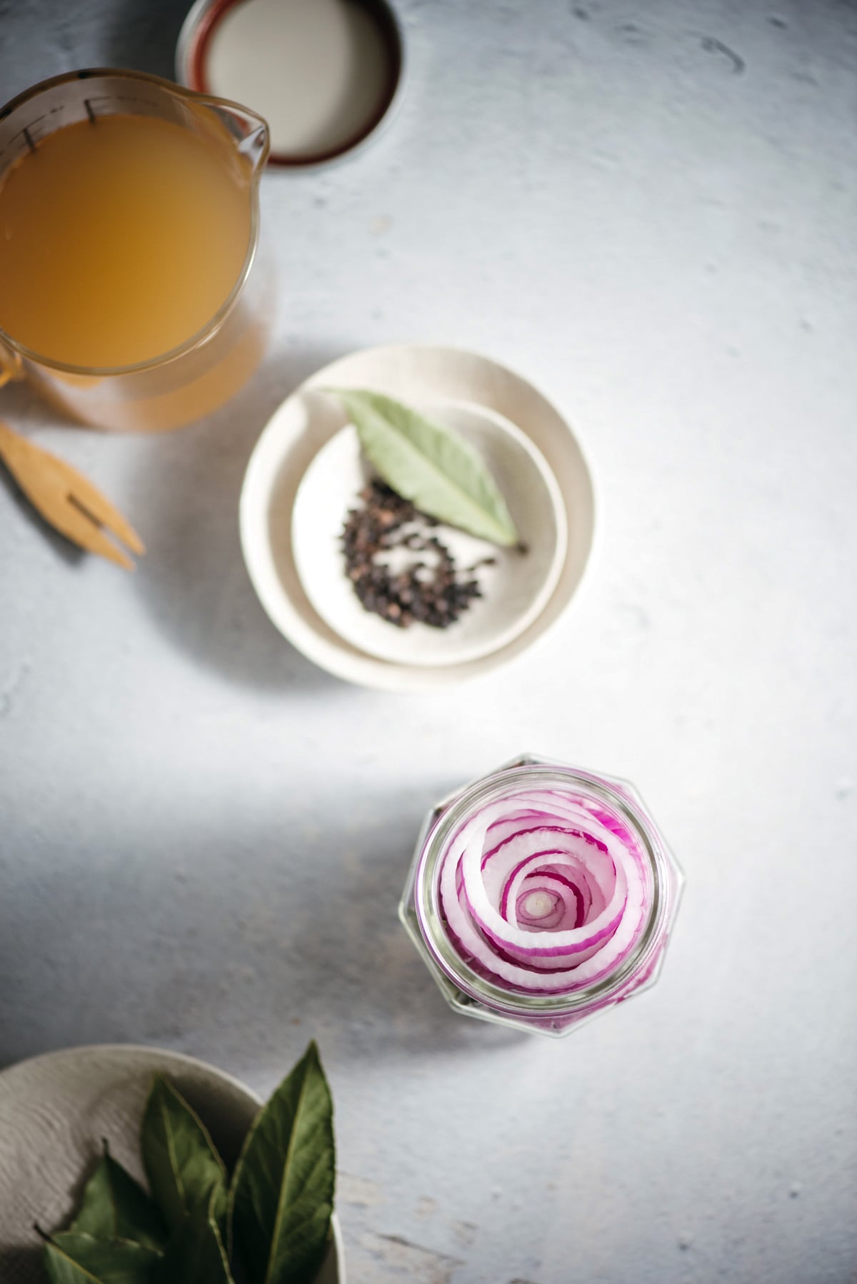 Ingredients for preserved onions recipe