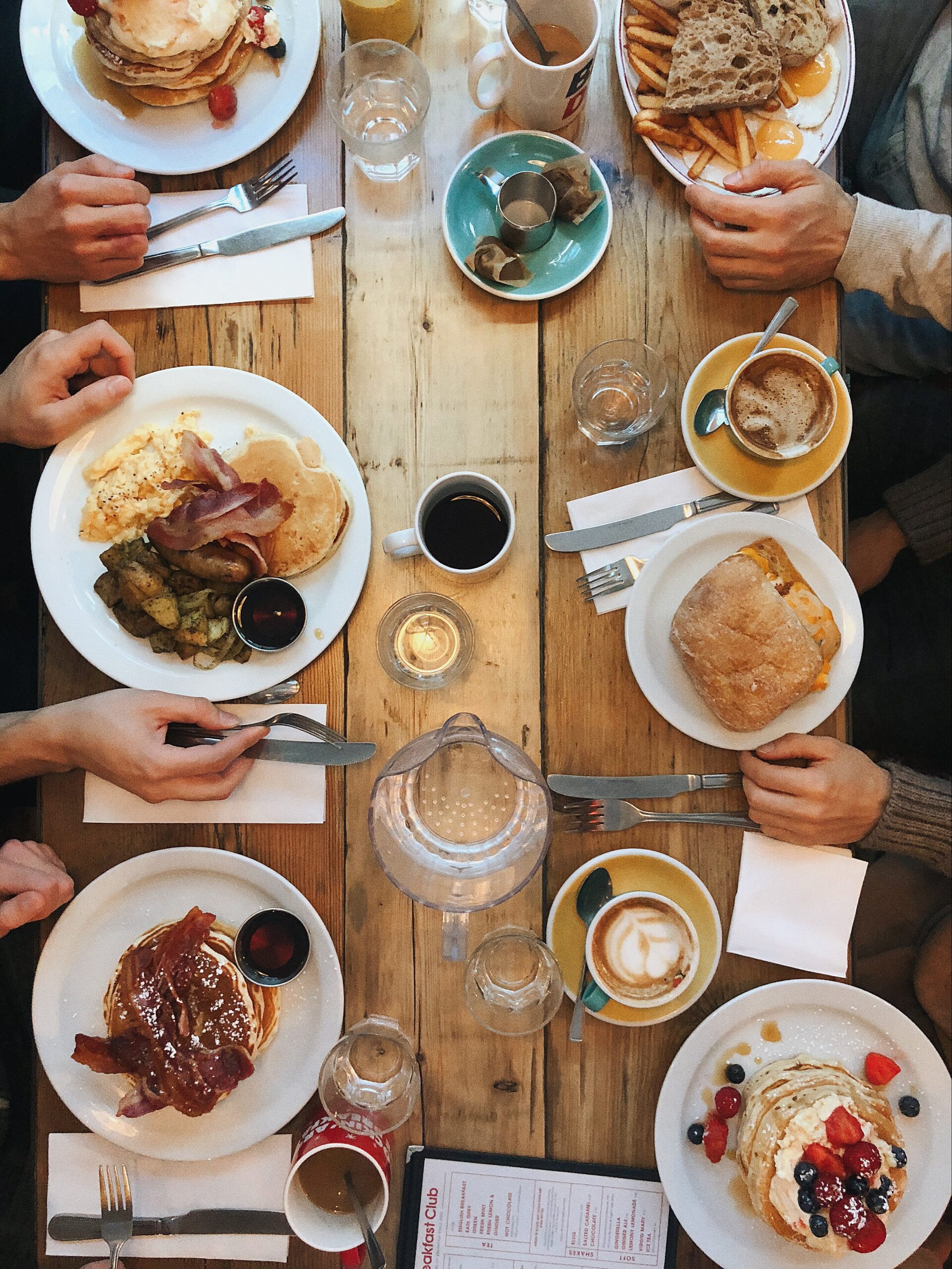 Th perfect breakfast table